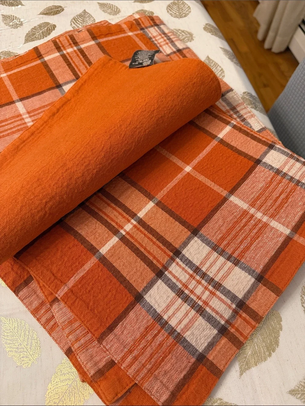 Home Trends bright orange