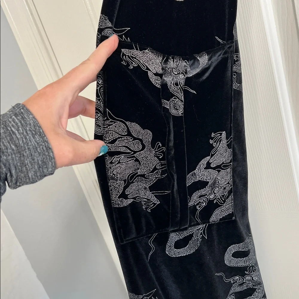 Vintage Sandy G black velvet velour metallic dragon print wide leg cargo pants 0