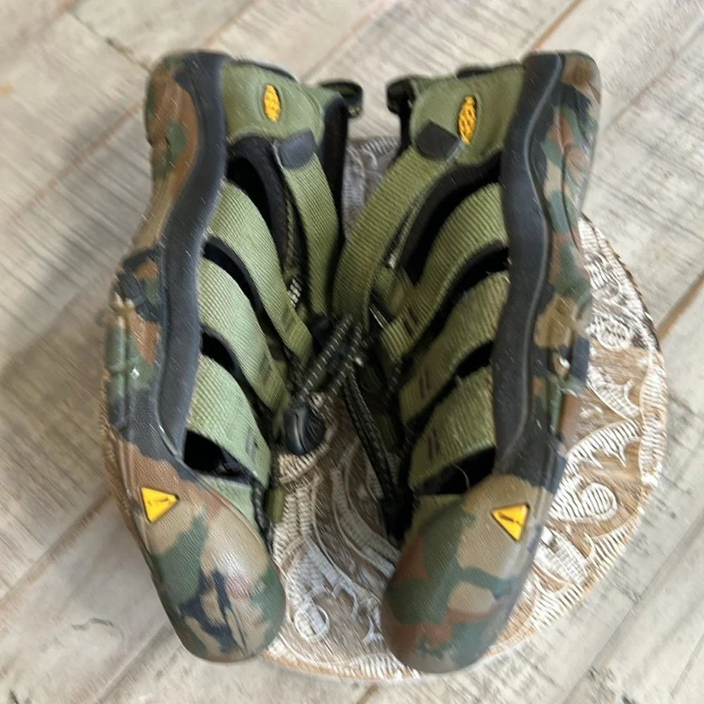 Keen kids green
