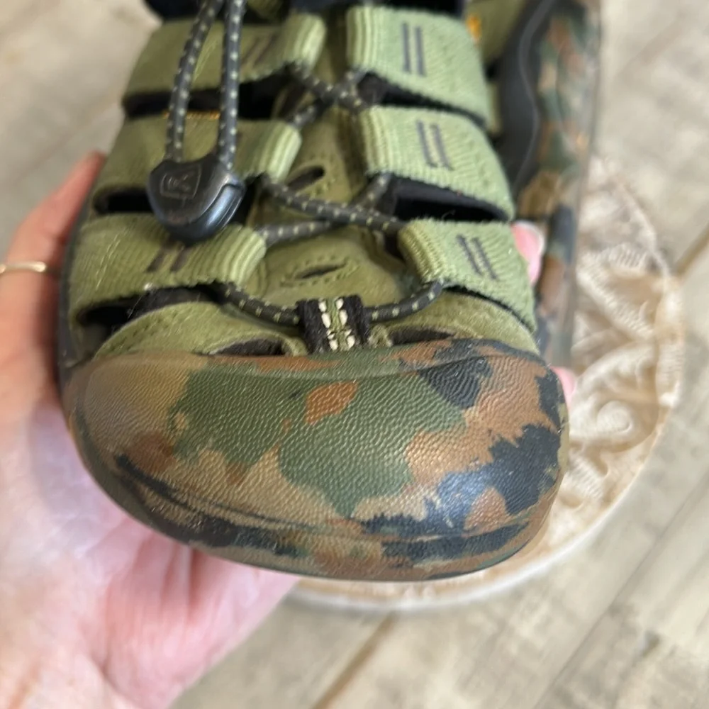 Keen kids green