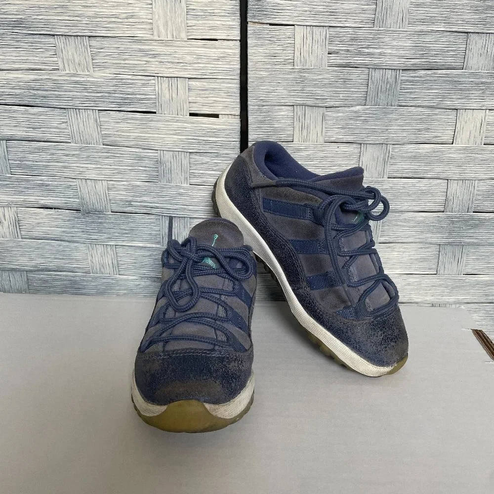 Nike Air Jordan 11 Sz 10C Retro Low TD BG Size 10C Toddler Shoes Blue Suede‎