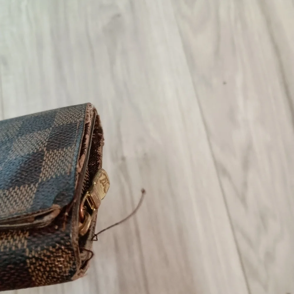 Louis Vuitton, Damier Ebene Tresor Bi-Fold Zip Wallet