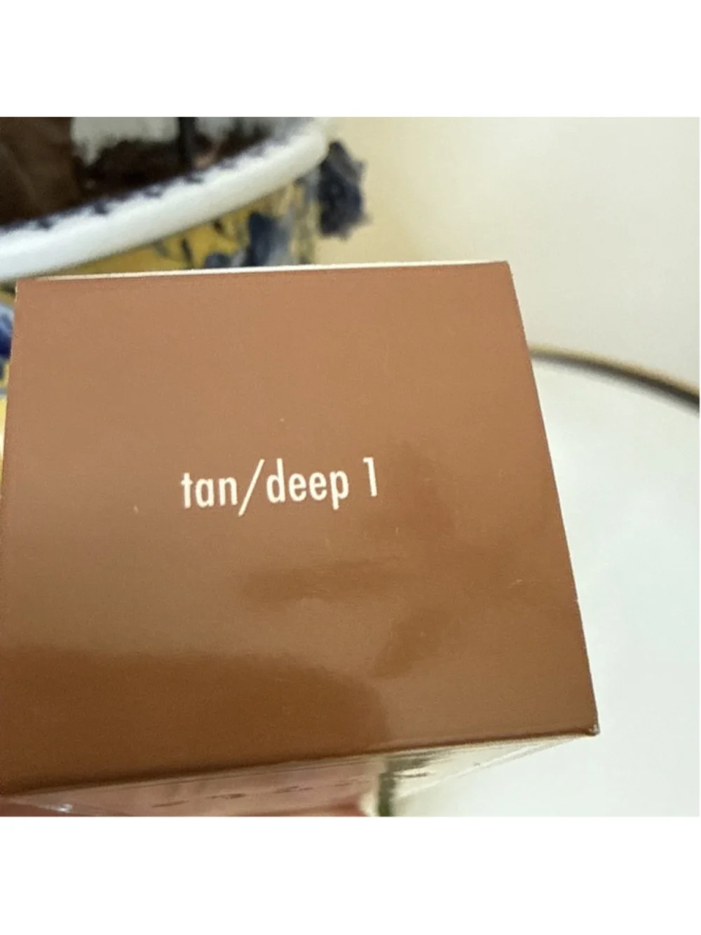 Stila Hide and Chic Fluid Foundation 1oz Full Size Tan/Deep 1 New in Box