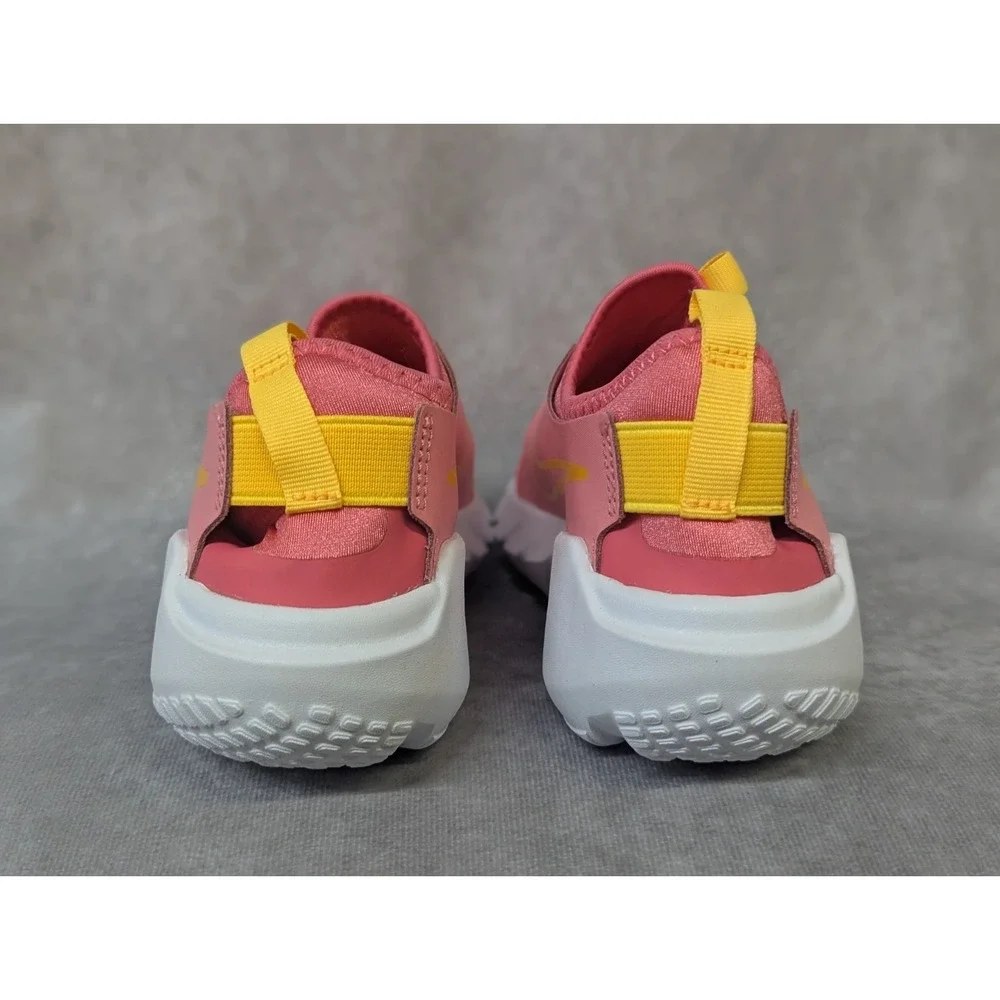 Nike Flex Runner 2 Girls‎ 5Y Coral Chalk New