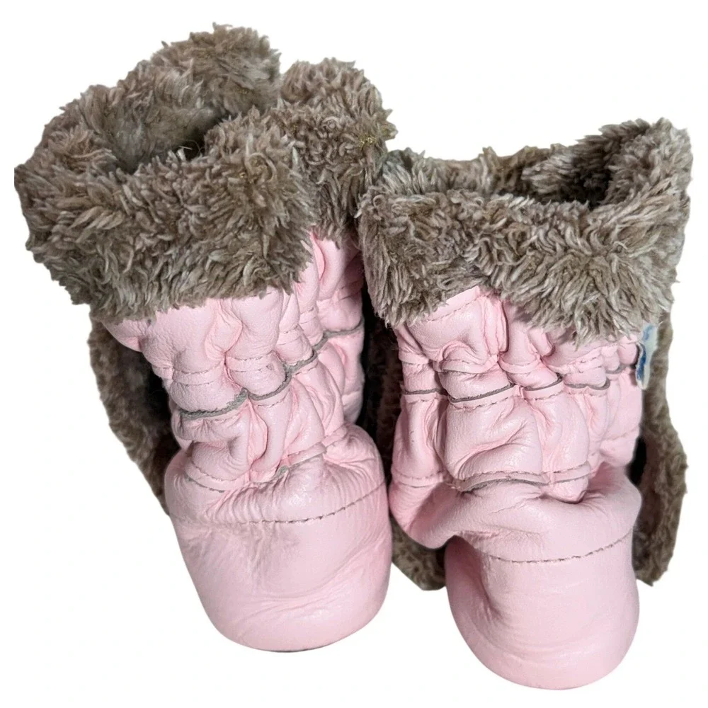 Robeez pink leather
