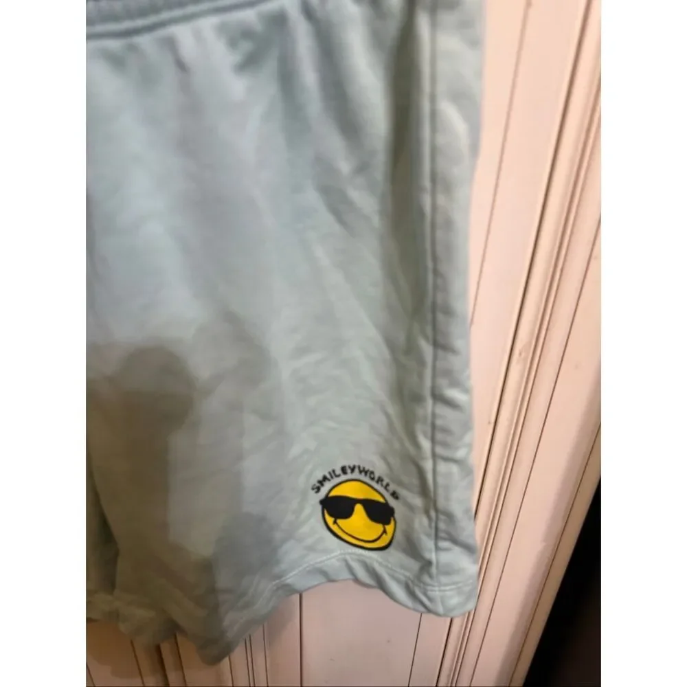H&M girls smiley