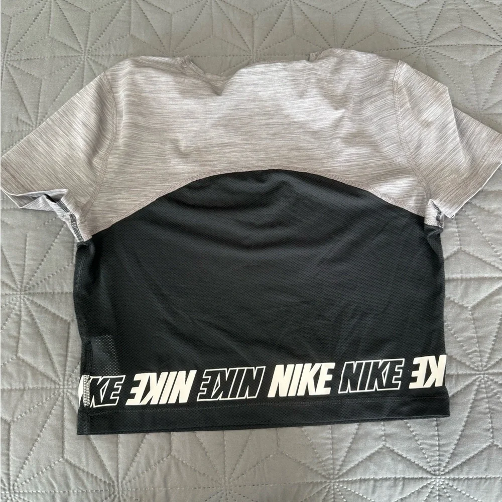 Nike Women's Gray and Black Top