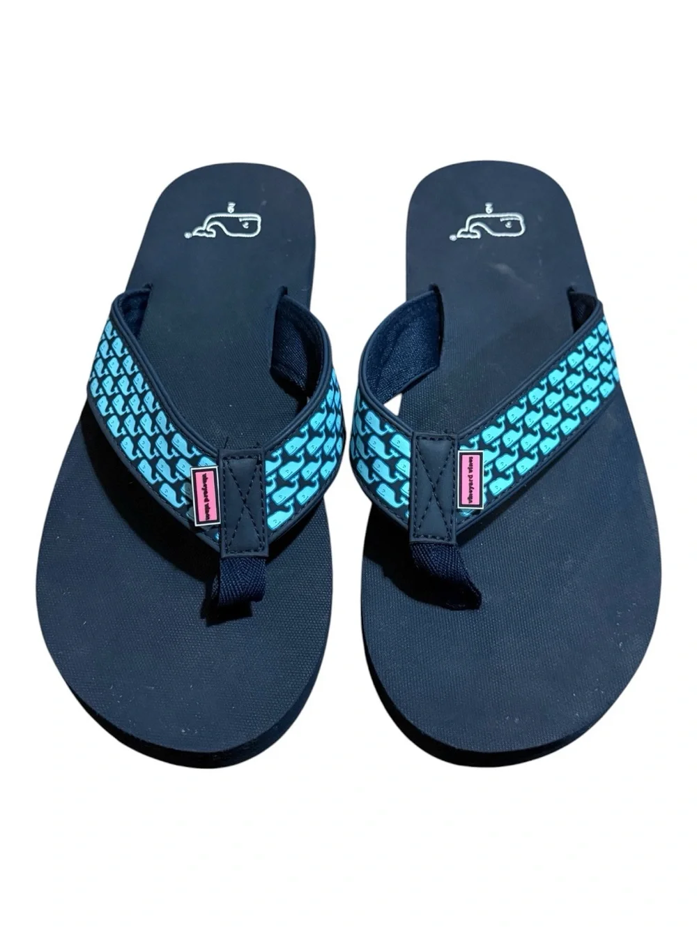 Vineyard Vines instructions arch