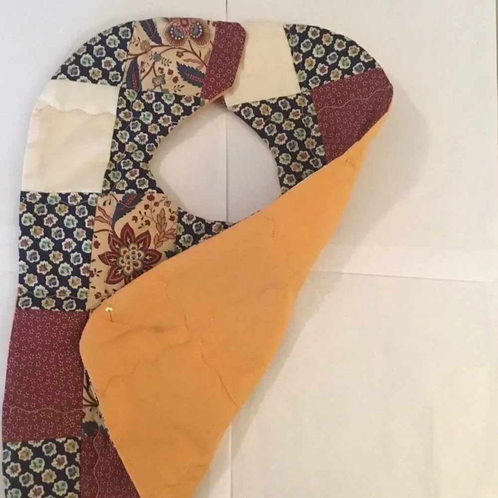 3/$25 or $12 ea NWT Handmade Quilted Reversible Baby Bib.
