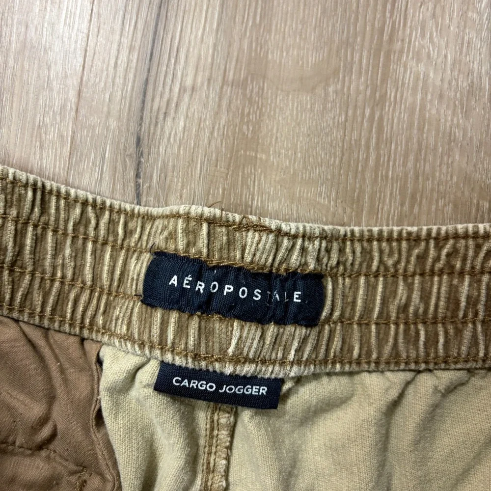 Aéropostale these are