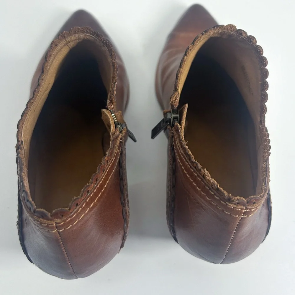 Frye size 3”