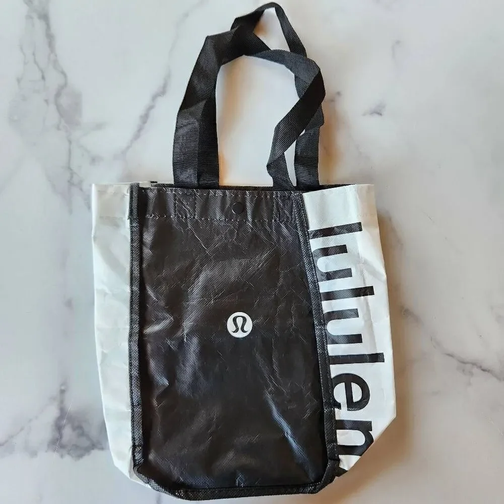 lululemon athletica bundle bags