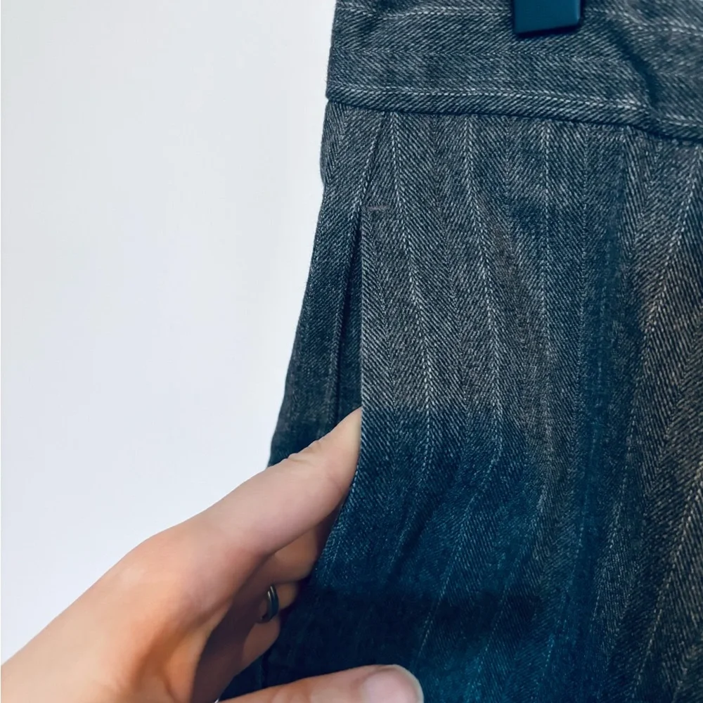 GAP size trousers