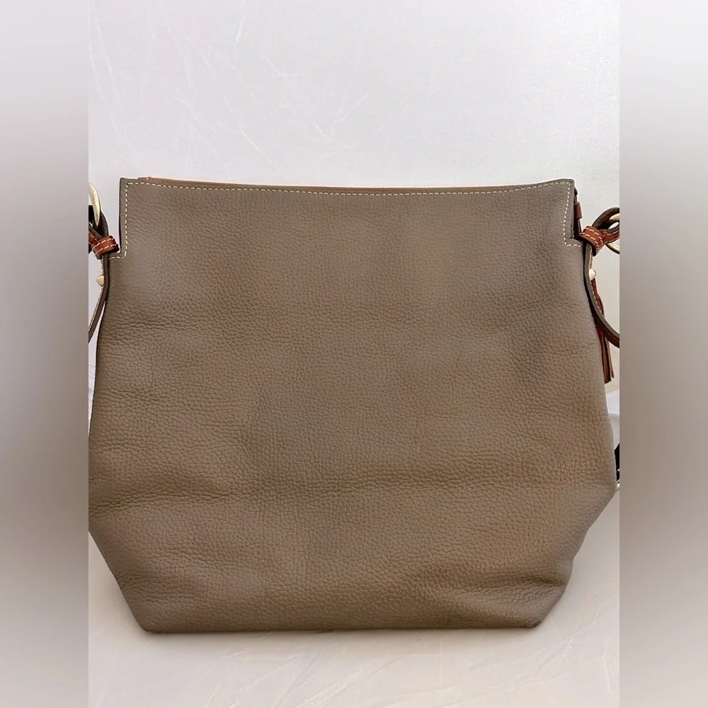 Dooney & Bourke | Pebble Small Sloan Elephant