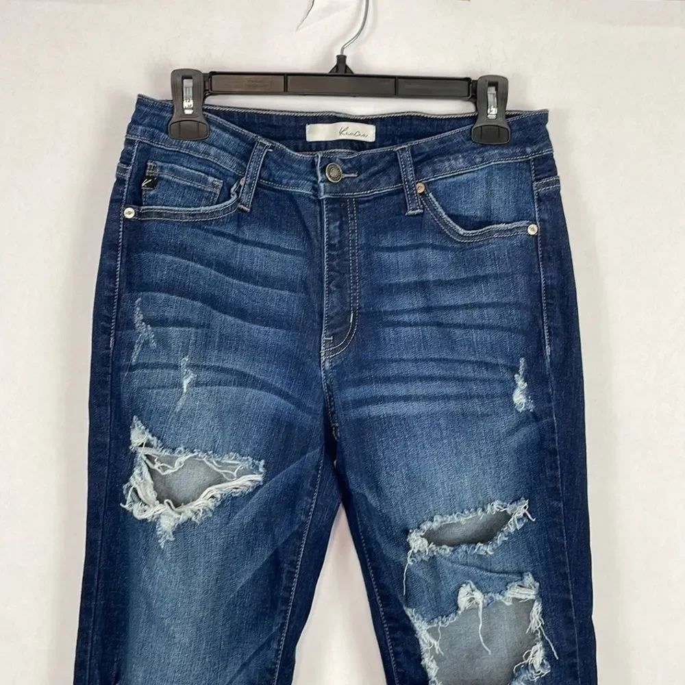 Kancan Jeans. Women’s Mid Rise Ultra Distressed Boyfriend Jeans. Size 29.