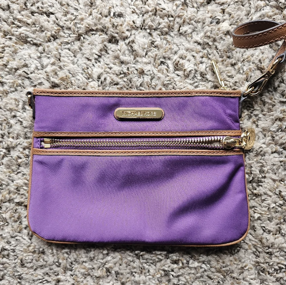 MICHAEL KORS Purple Brown leather‎ logo lock charm pouch/ mini hand bag