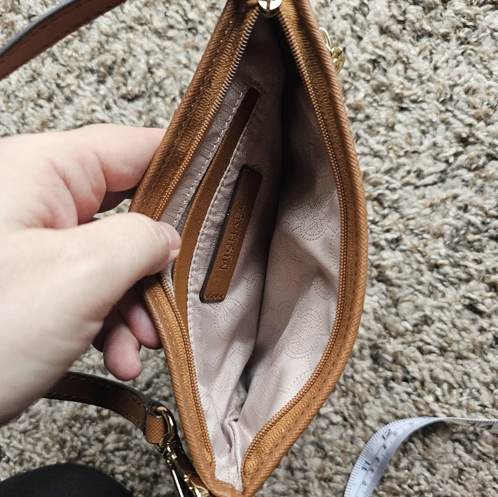 MICHAEL KORS Purple Brown leather‎ logo lock charm pouch/ mini hand bag