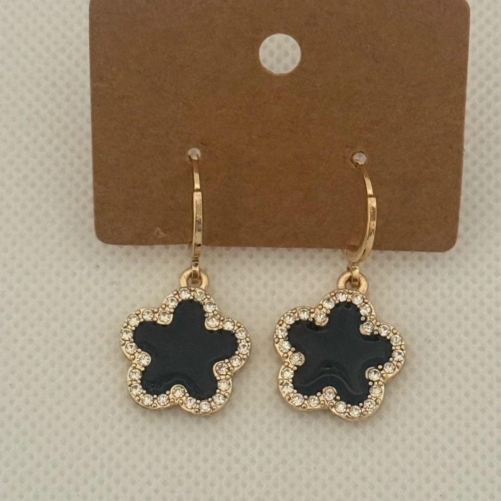 Gold & Black Flower Drop Earrings – Elegant Dainty Sparkle – NWT