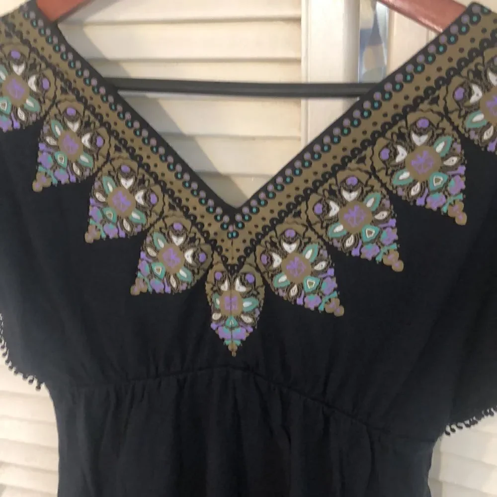 Boho Crochet 🧶 Trim VNeck Jade Colored Dress by Free People. Vacation ready!