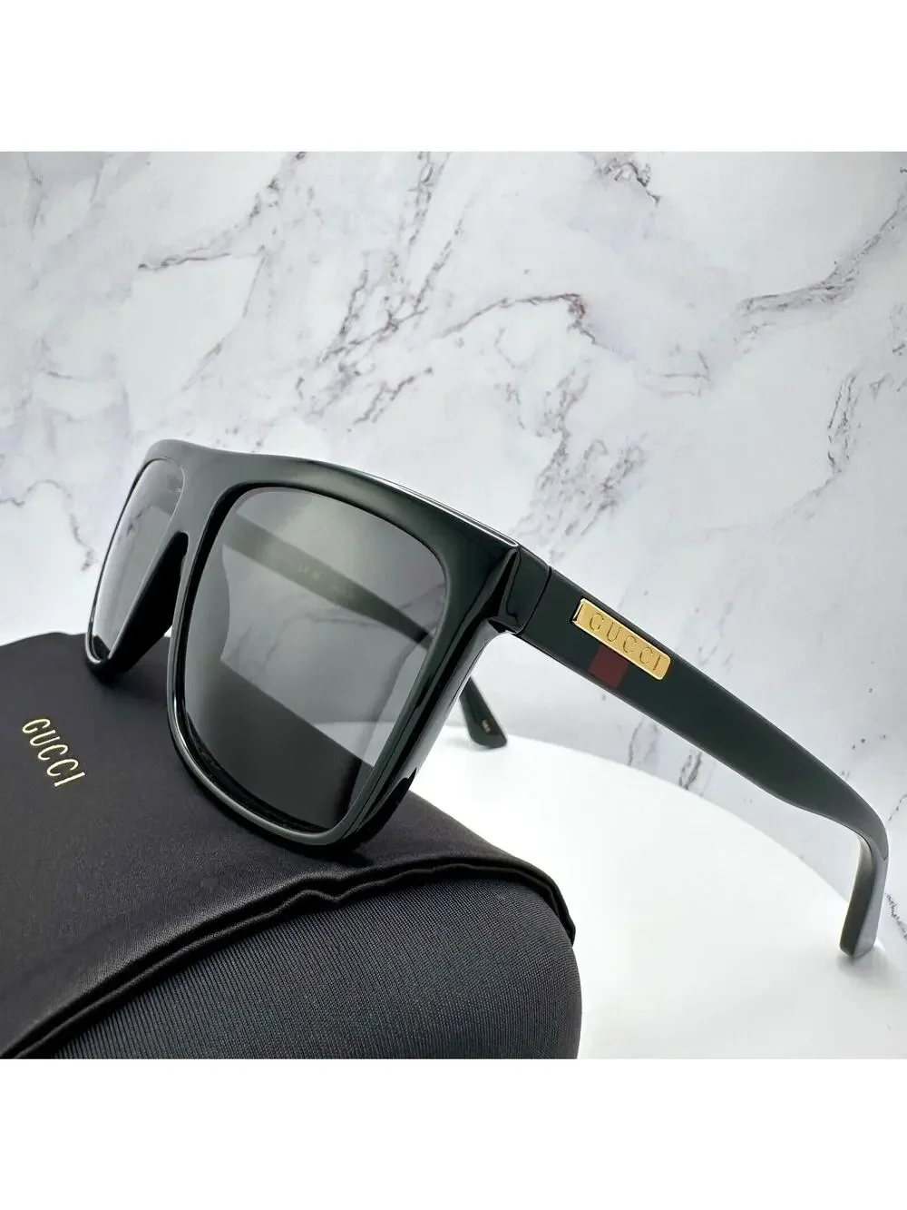 New GUCCI Sunglasses Black Square Aviator Gold Plate Engraved Logo Web Arm GUCCI