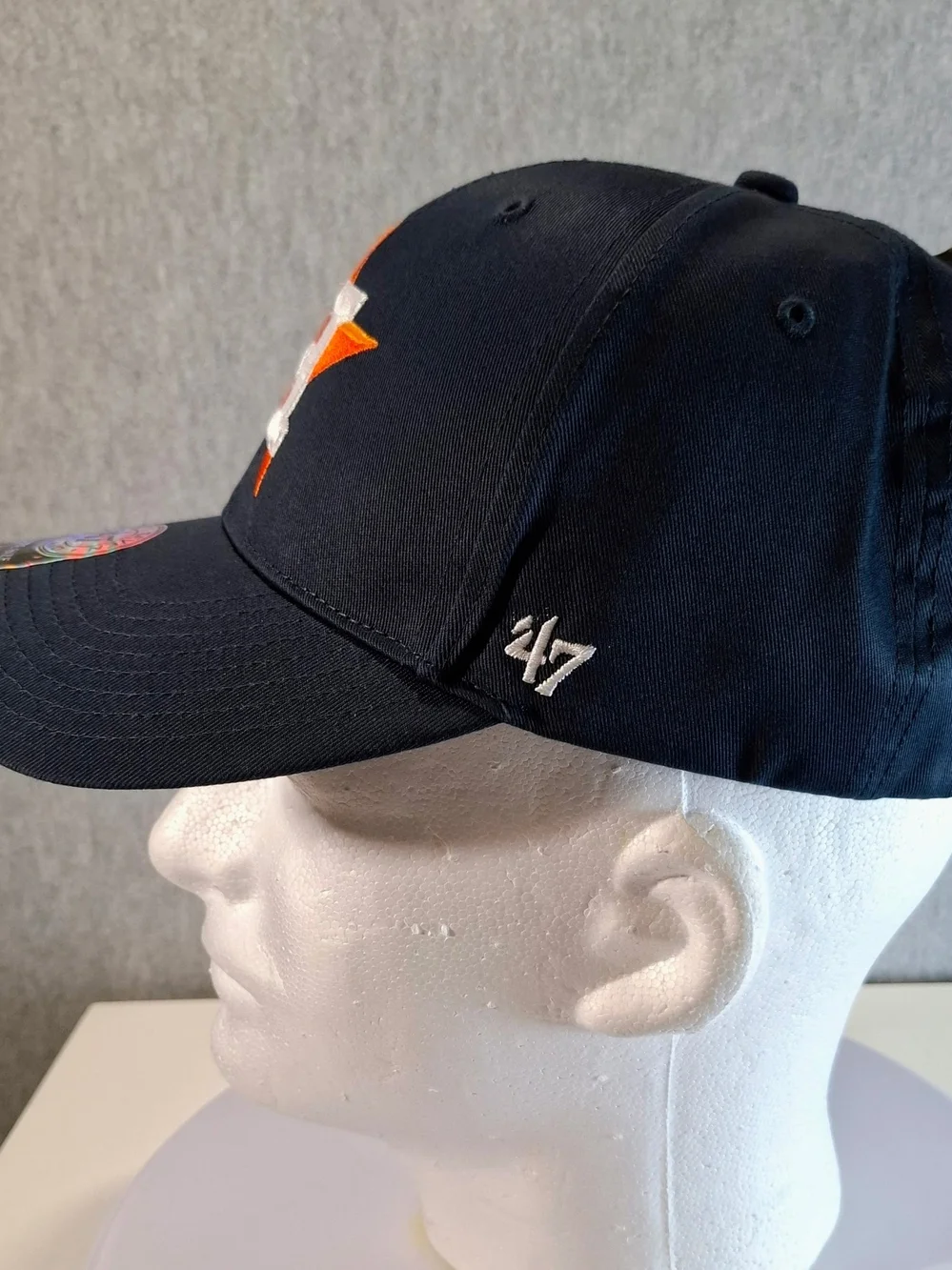47 Brand Astros Black Cap with Orange and White Star H Logo