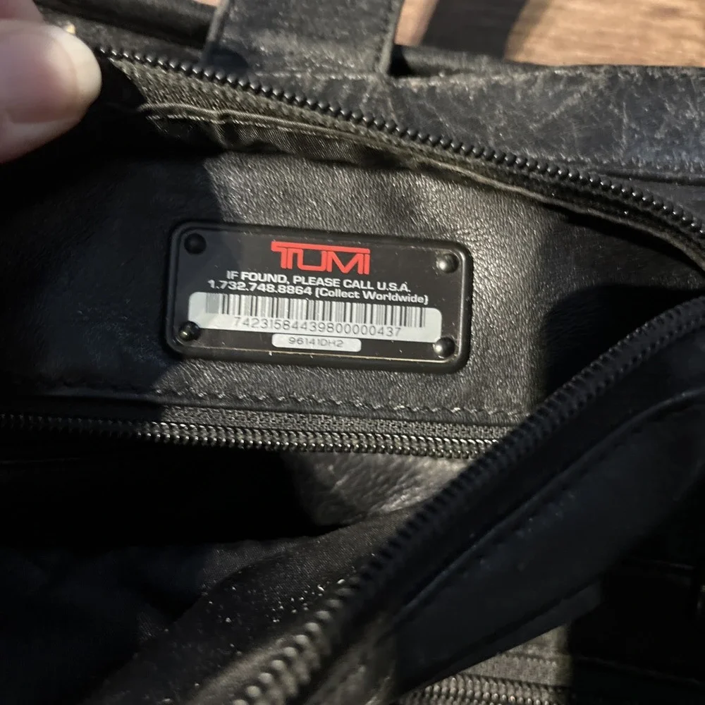 Tumi alpha 96141dh2