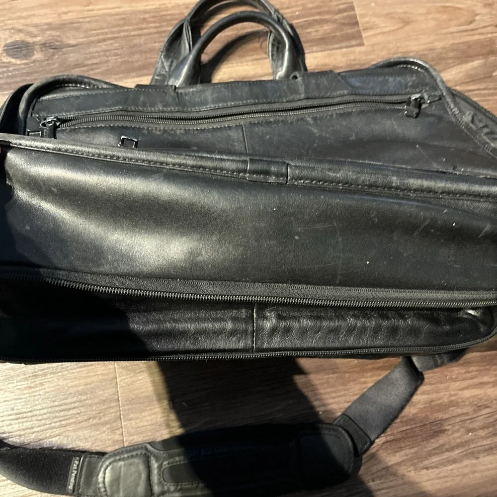 Tumi alpha 96141dh2