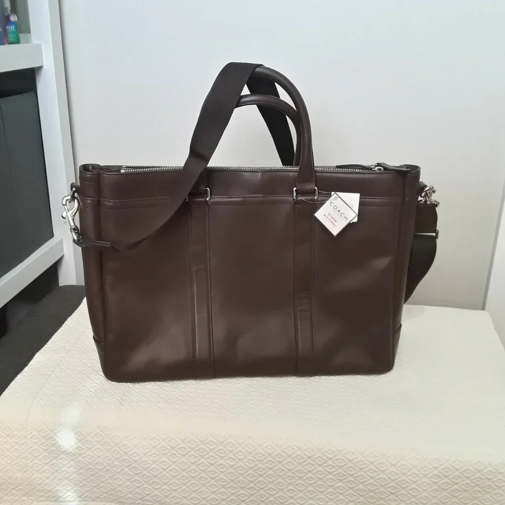 Coach mahogany color