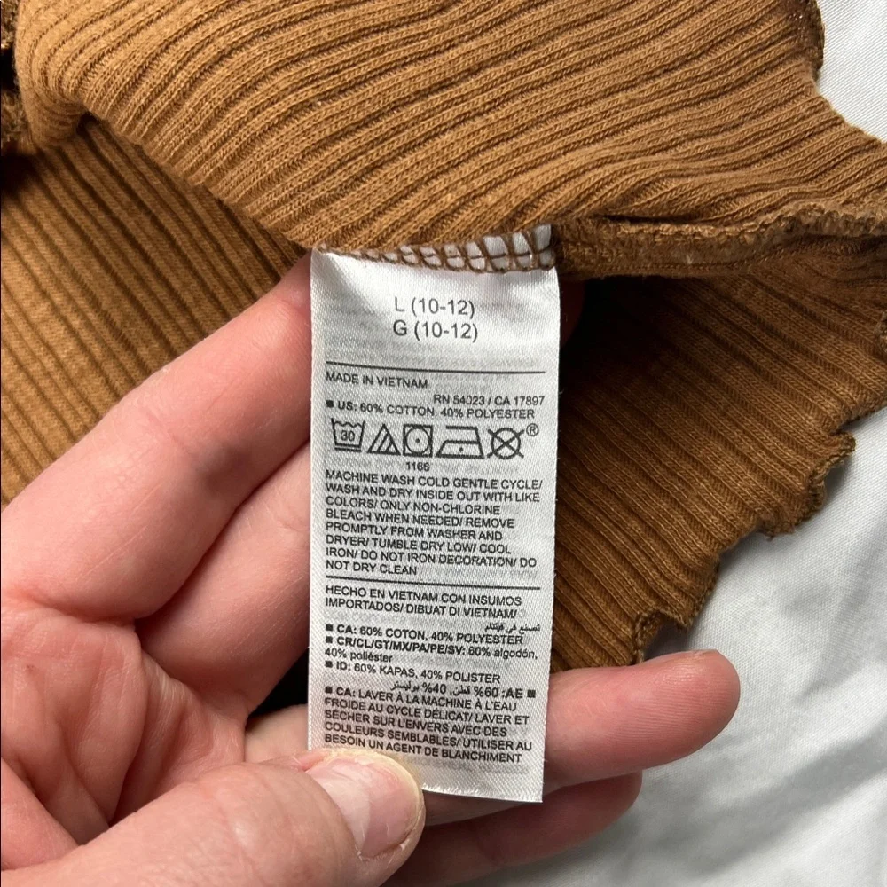 Old Navy brown playful perfect