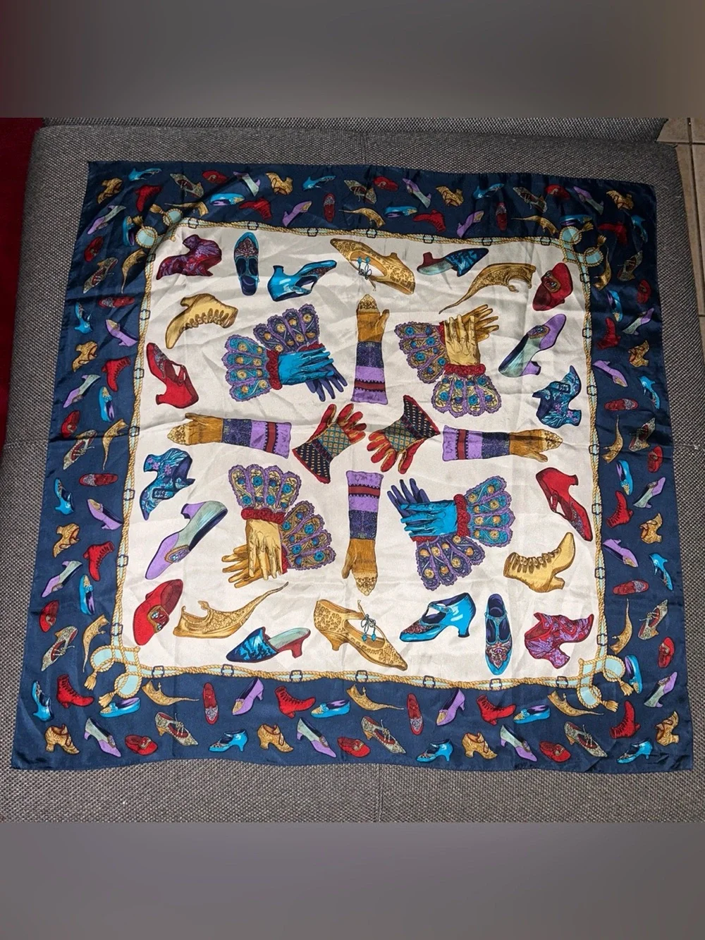Vintage Museum of Fine Arts Boston Women's Silk Scarf Multicolor