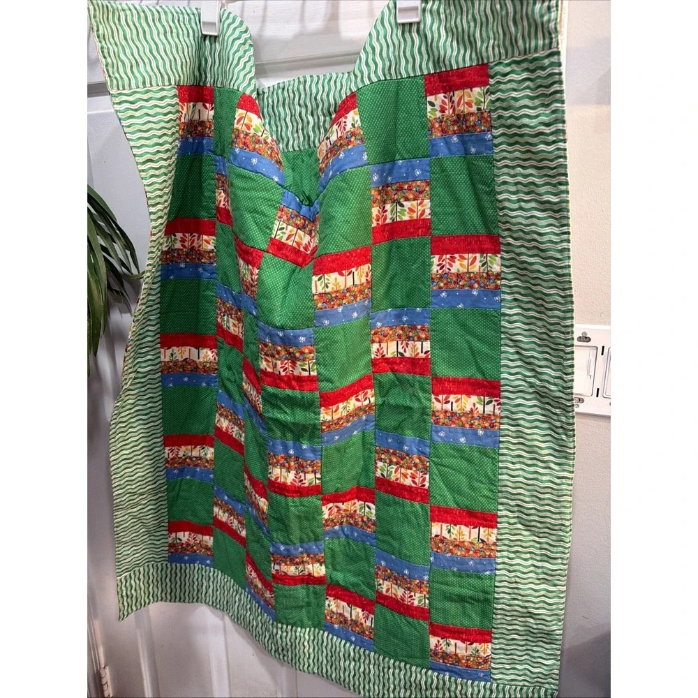 Handmade Quilt Lap Throw Patchwork Vintage Blanket 40x32 Elderly, Baby, Wallart‎