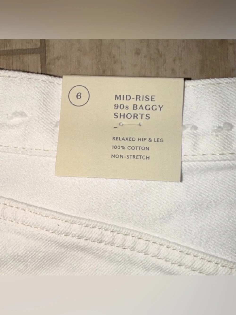 Universal Thread clean white