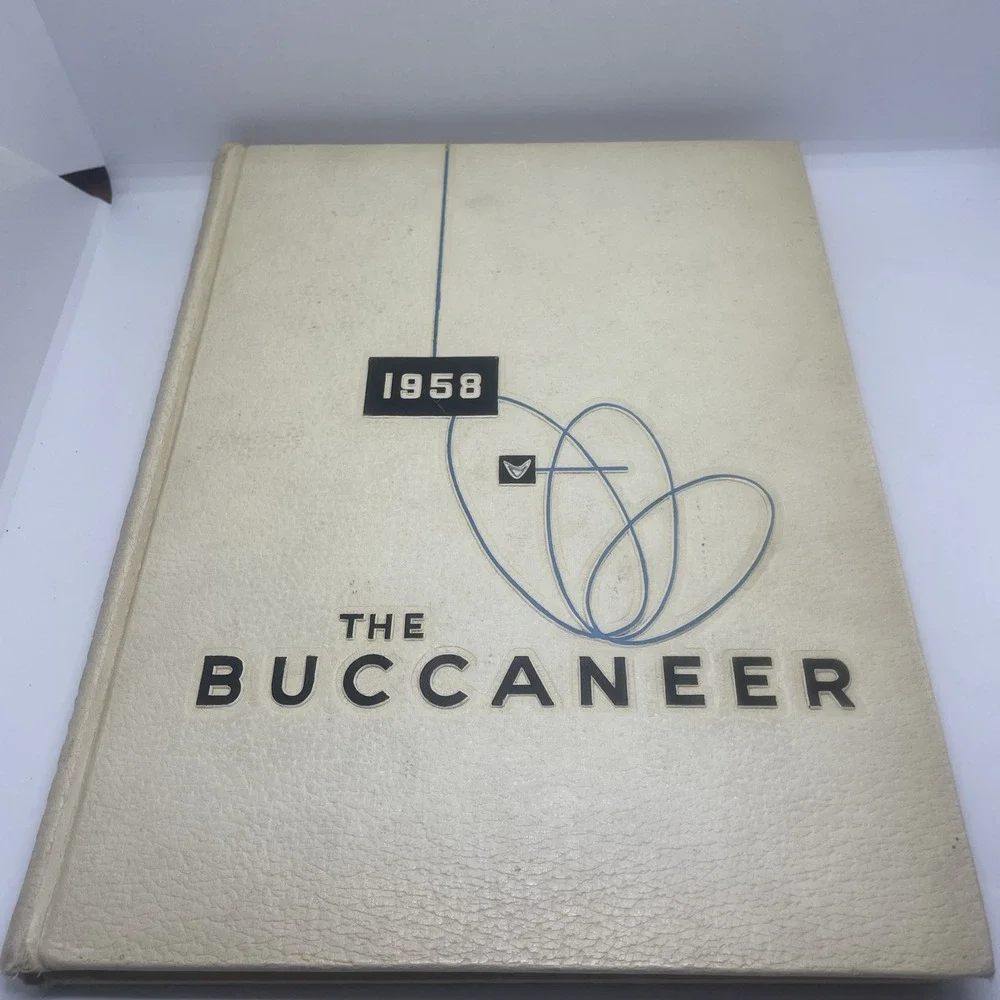 Yearbook Annual East Tennessee‎ State College Johnson City 1958 Buccaneer