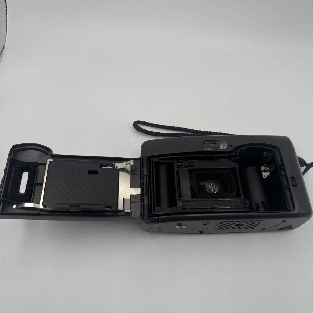 Leica does not