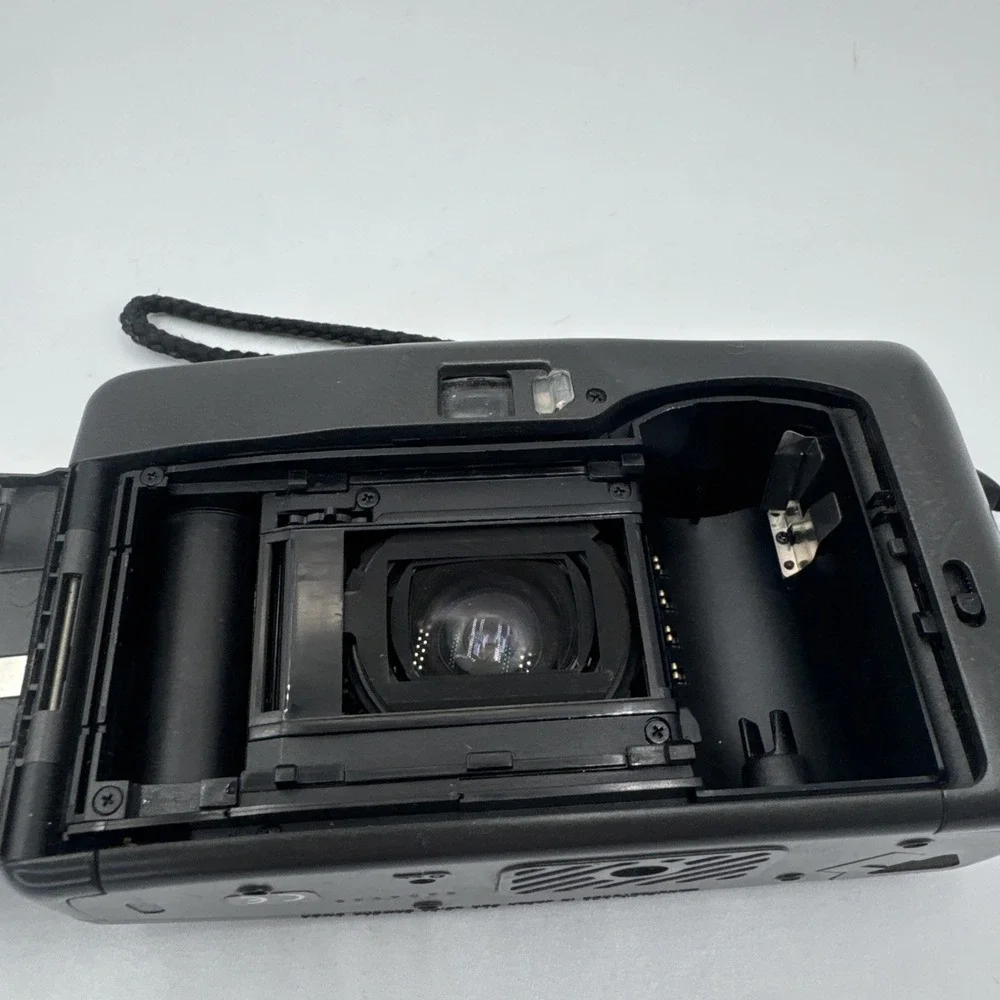 Leica does not