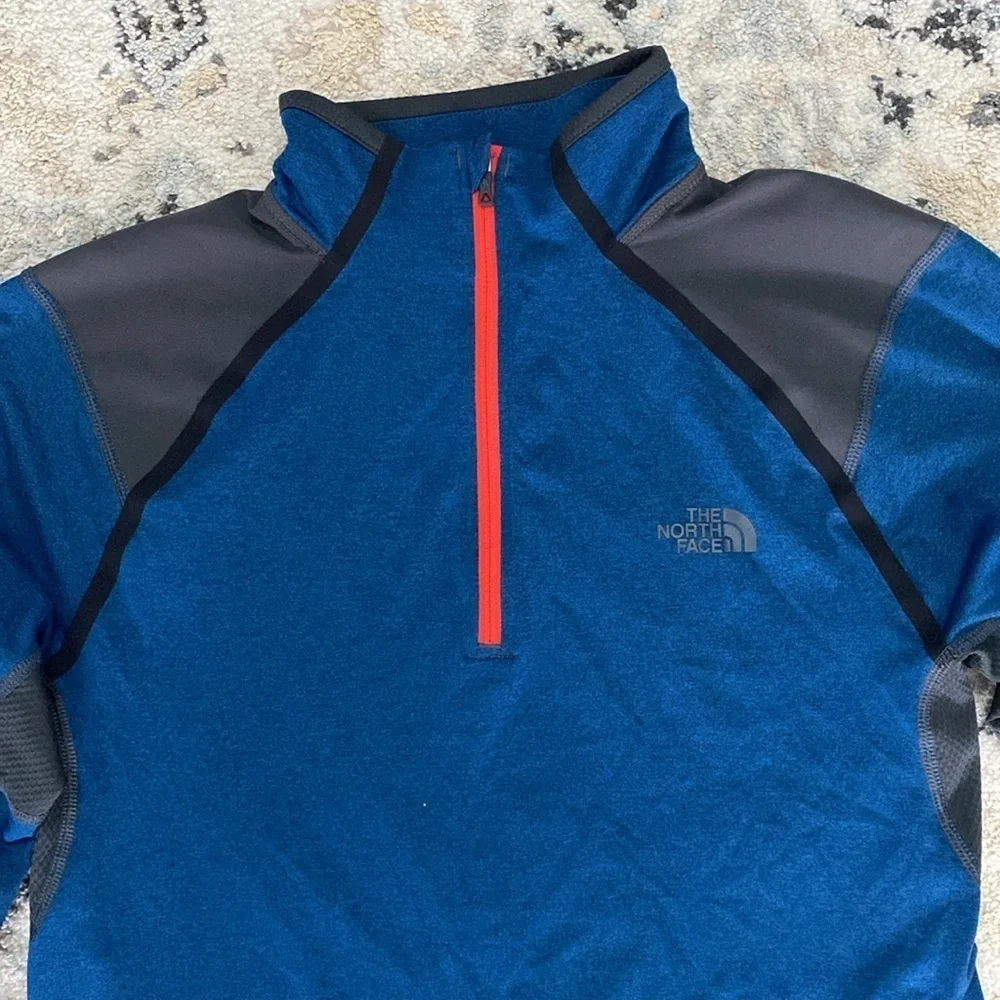 The North Face Blue Kilowatt 1/4 Zip Lightweight Long Sleeve Pullover Me…