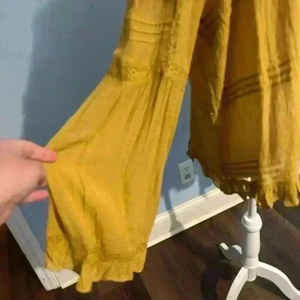 Free People Ladies Bell Sleeve Blouse Yellow boho ruffle peasant Size Small