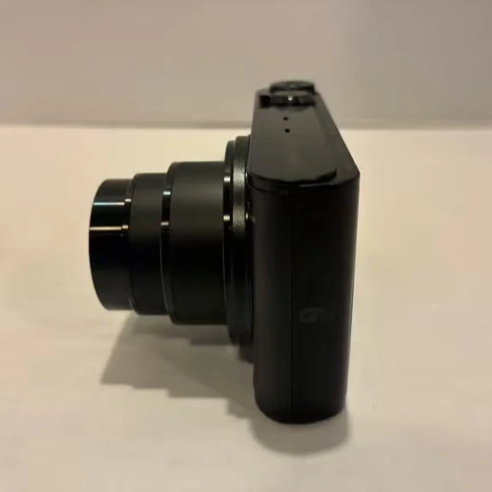 Sony Black Compact Point-and-Shoot Camera with 20x Zoom