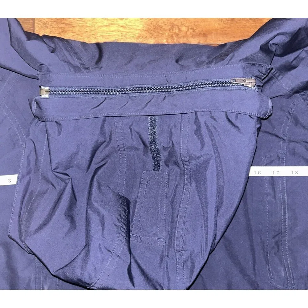 LL Bean Womens Winter Puffer Jacket Thinsulate Insulation‎ Used