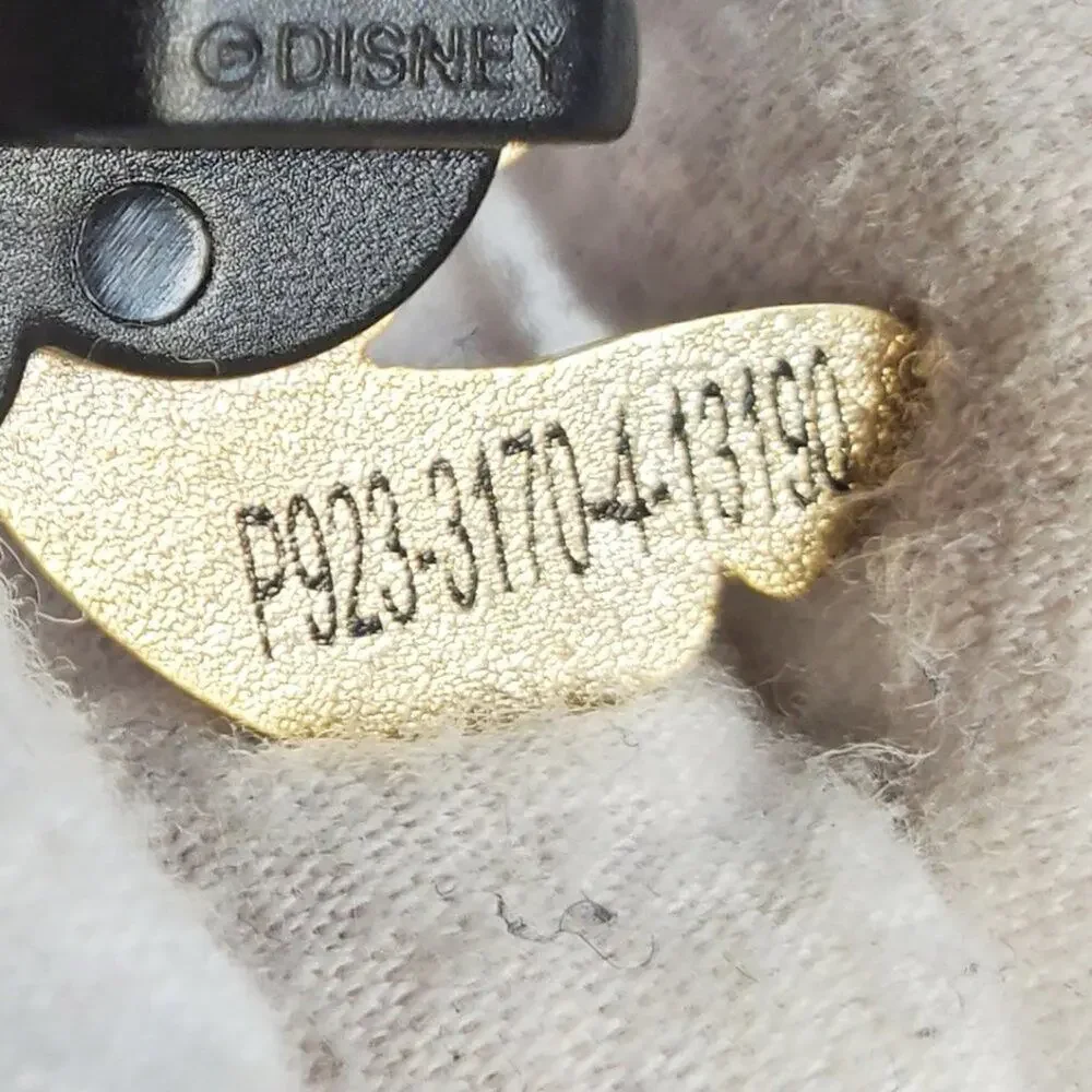Disney Lilo & Stitch Sitting 2008  Pin Official Pin Trading