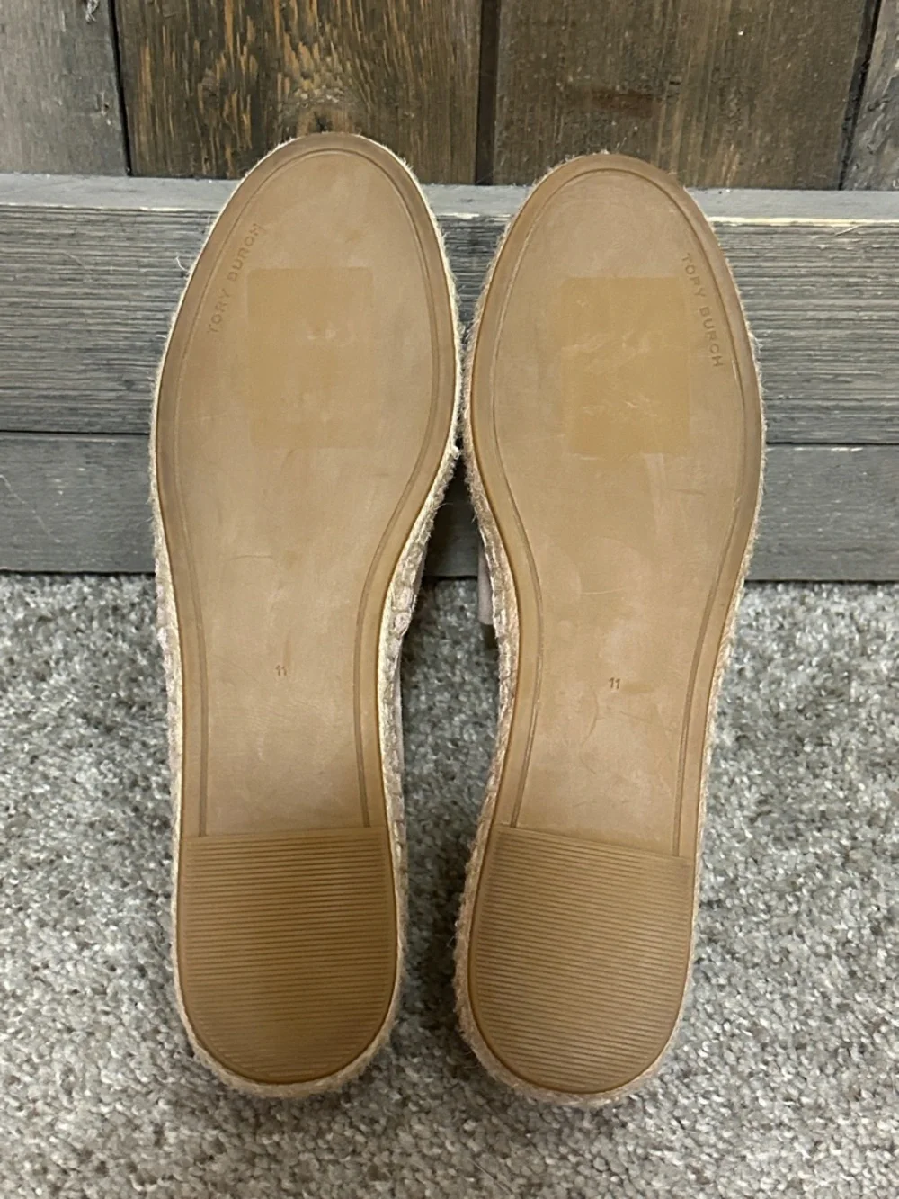 Tory Burch Pearl Logo Espadrilles Pink Suede Cap Toe Flats New Size 11
