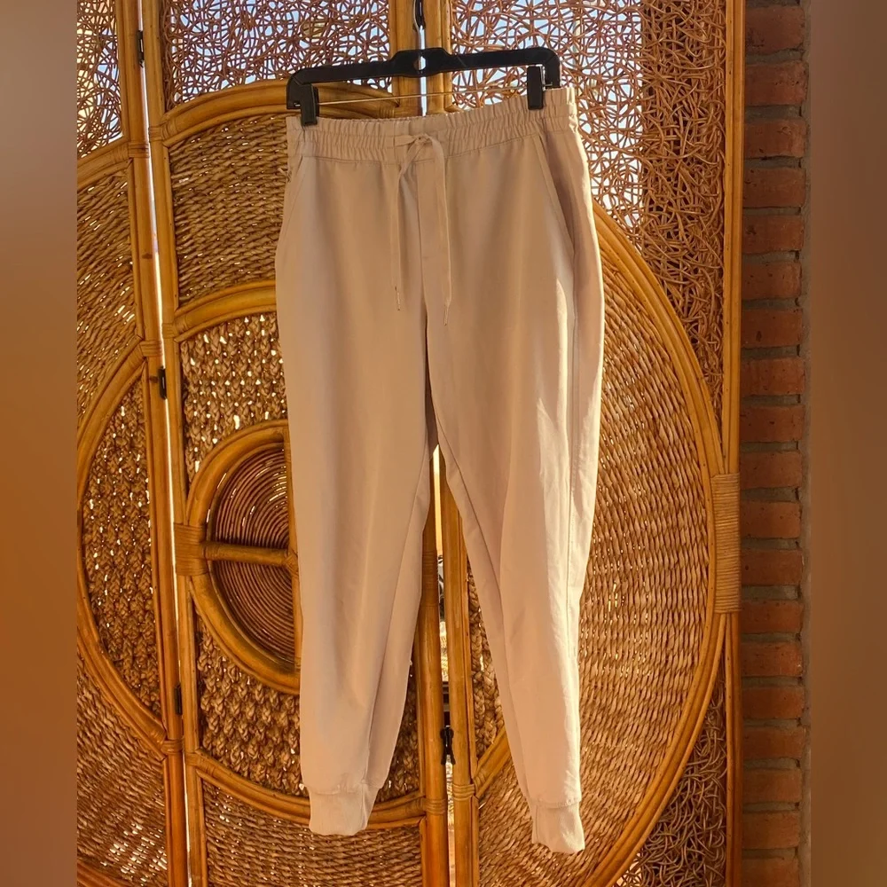 Calvin Klein Men's Beige Joggers
