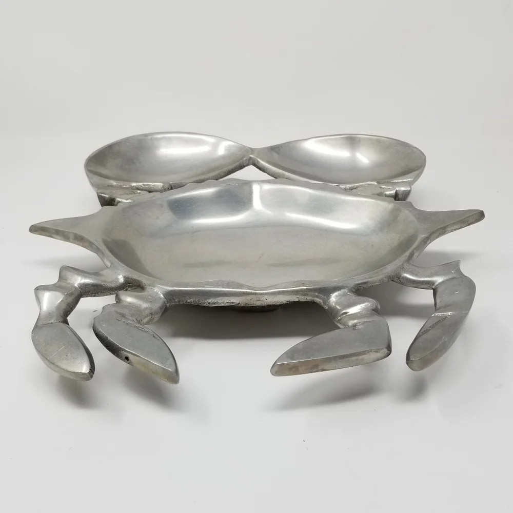 Wilton Armetale crab shape