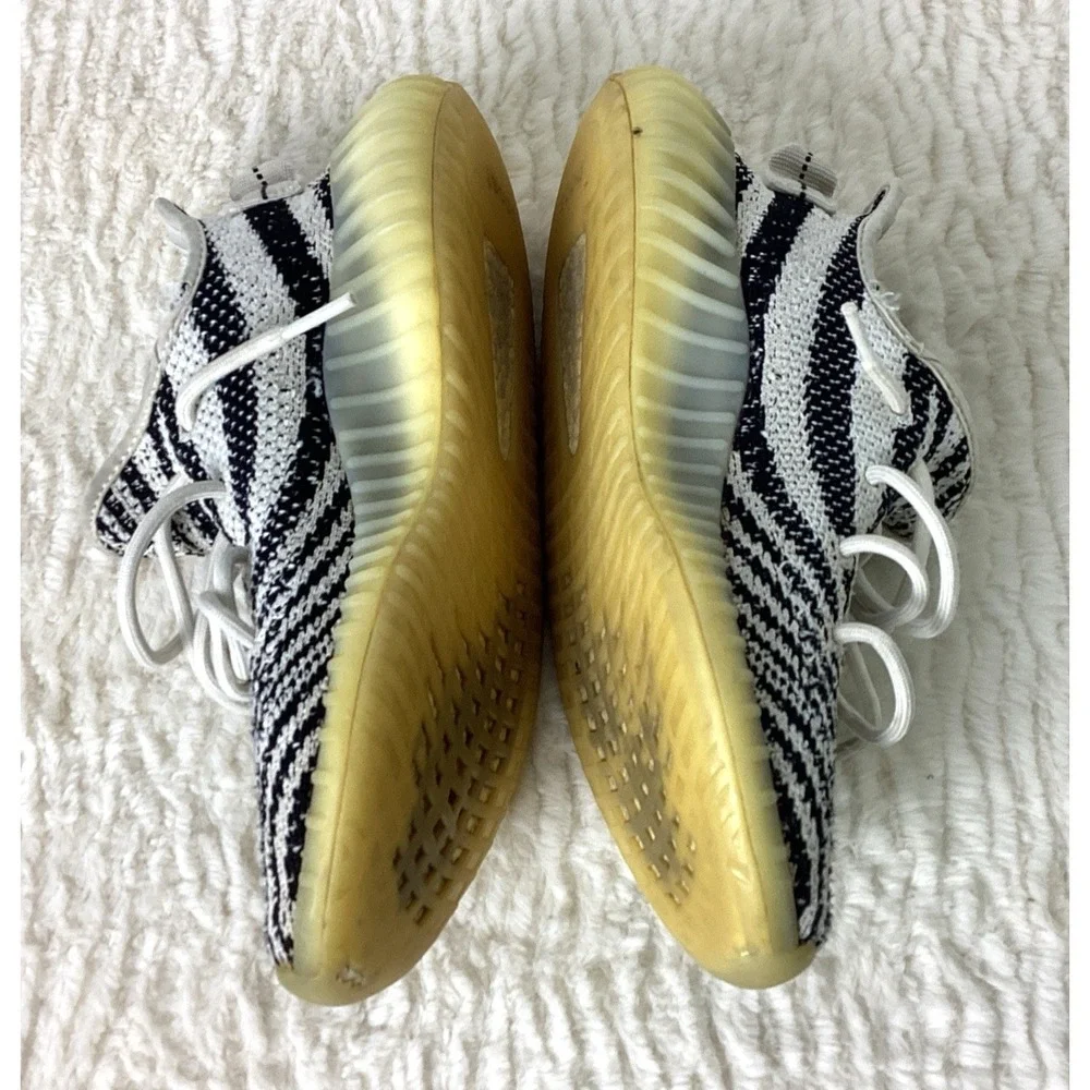 Adidas Yeezy Shoes V2 Boost 350 Men's Size 7 Low Zebra, Moderate Wear