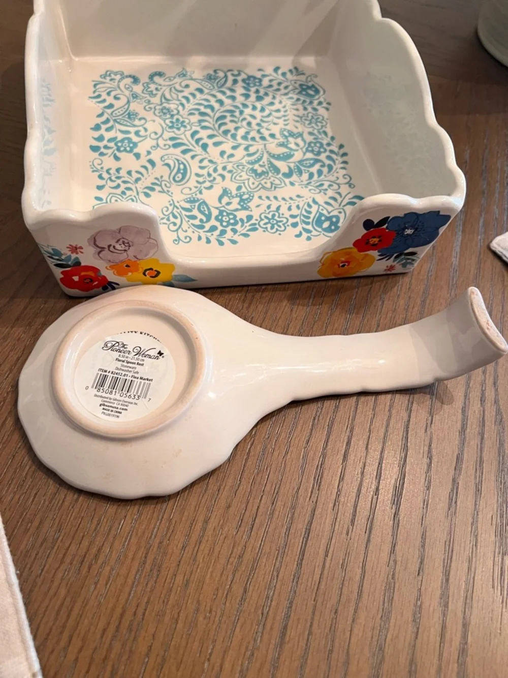 The Pioneer Woman white ceramic