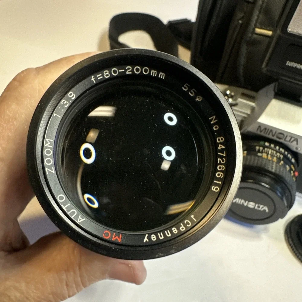 Minolta x-370 35mm Camera w/Amibico Bag, 50mm Minolta Lens F80-200 Zoom UNTESTED