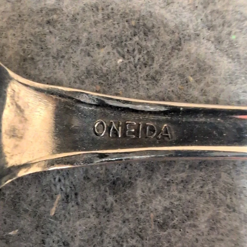 Oneida this flatware