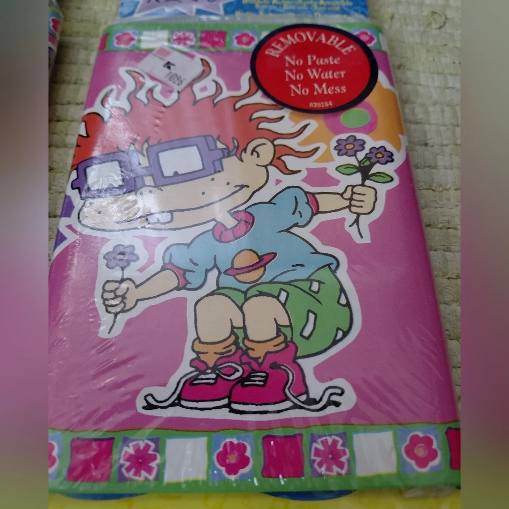 Nickelodeon feet brand each