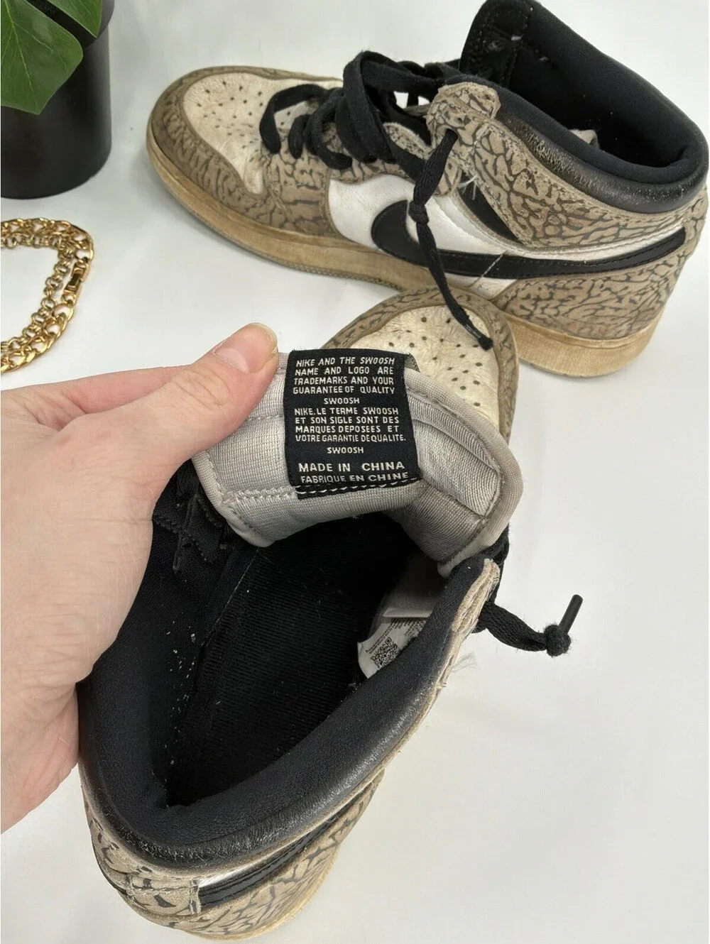 Nike jordan print size