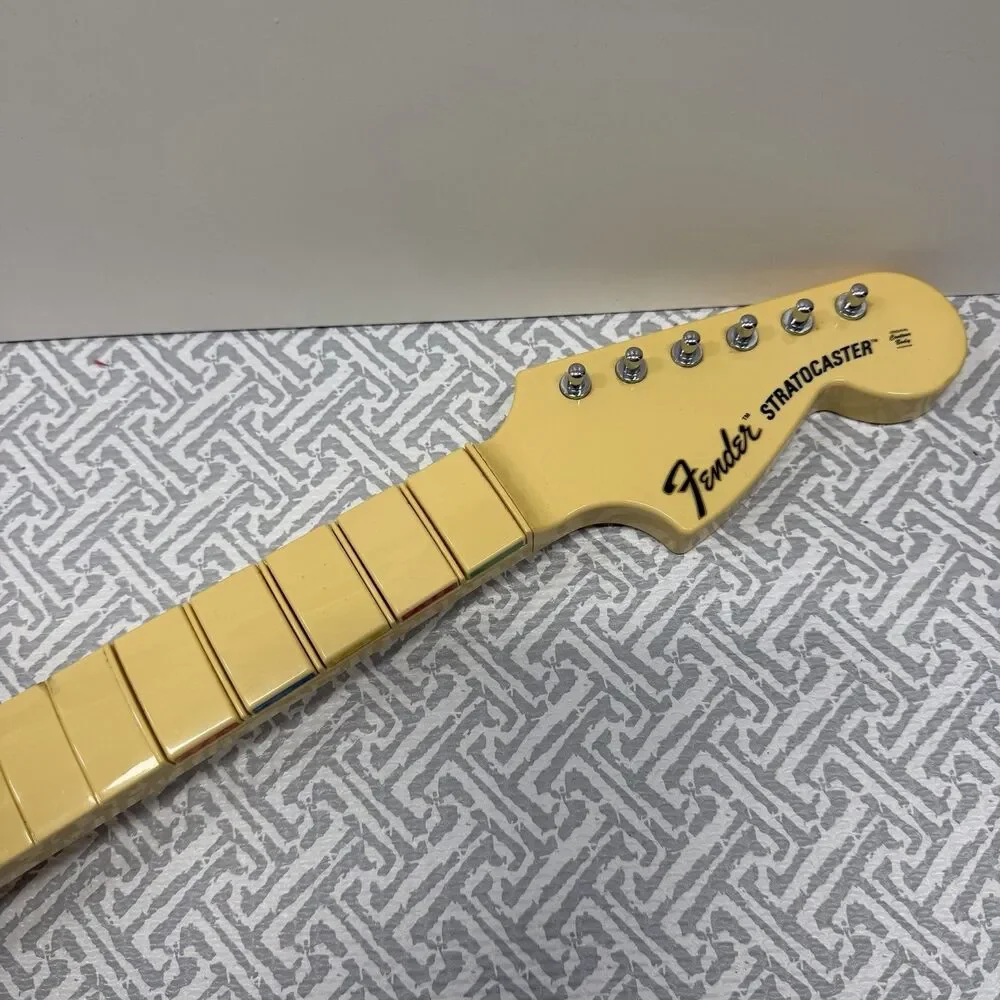Untested Xbox 360 Rock Band 822152 Harmonix Fender Stratocaster Wired Guitar